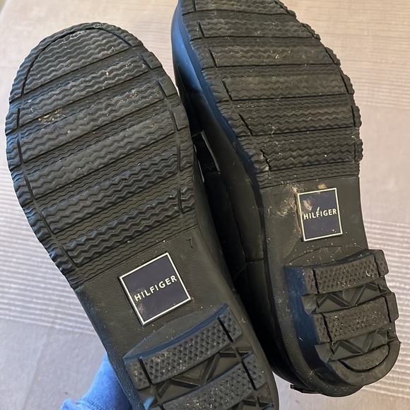 TOMMY HILFIGER Rain Booties - Picture 7 of 7